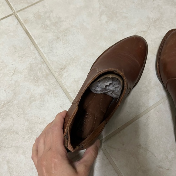 Born Chelsea boot - Picture 5 of 5